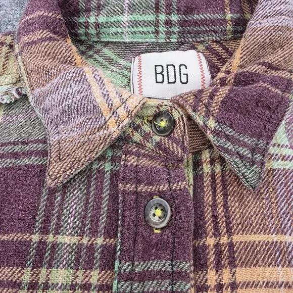 BDG Shirt Womens XS Multicolor Plaid Flannel Raw Hem Button Up Relaxed Fit Boho - Picture 12 of 16